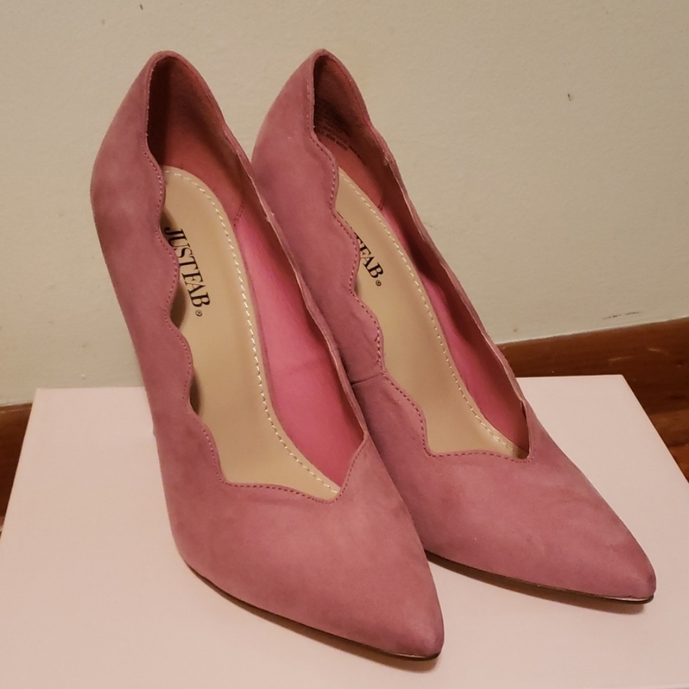 Just Fab Mauve Pump